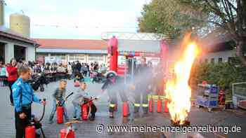 „Lange Nacht der Feuerwehr“: Schon nach 30 Minuten waren alle Tische besetzt
