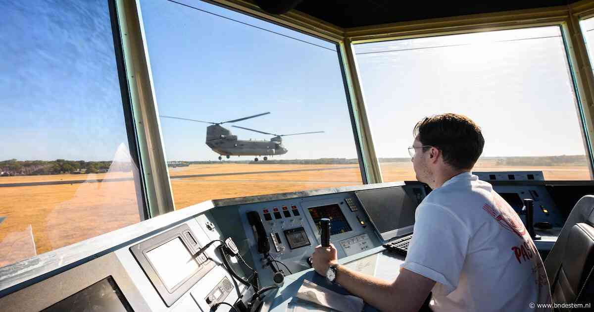 Als de golfbal van de baan is, kan Camiel Apaches en Chinooks laten vertrekken vanaf vliegbasis Gilze-Rijen: ‘Het is hollen en stilstaan’