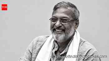 Ram Gopal Varma shares Nana Patekar’s old video on his cremation plans
