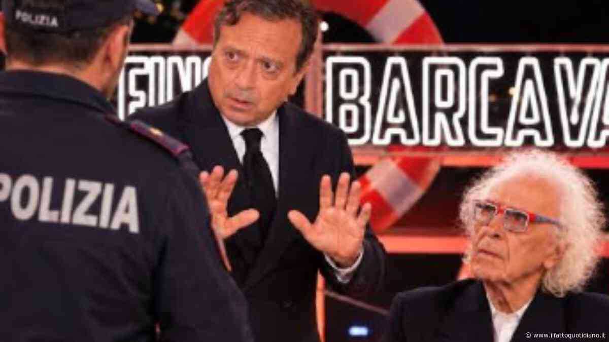 “C’è la polizia. Ci stanno per arrestare. Ci vogliono arrestare? Secondo me sono di Mediaset”: irruzione delle forze dell’ordine durante il programma di Piero Chiambretti