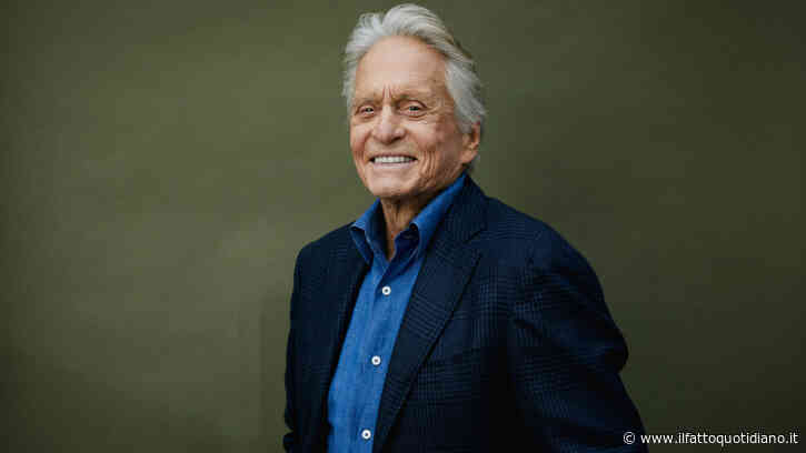 “Non mi interessa uscire con te se frequenti altre persone. O continui con loro o chiudi la relazione e stai con me”: l’aut aut di Catherine Zeta-Jones a Michael Douglas
