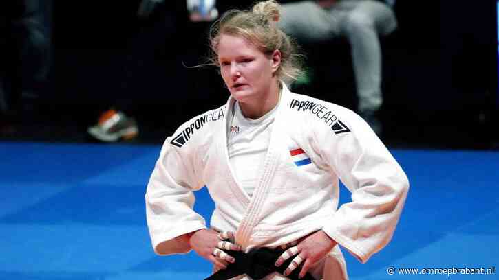 Sanne van Dijke klopt nummer één, maar strandt op WK in achtste finale