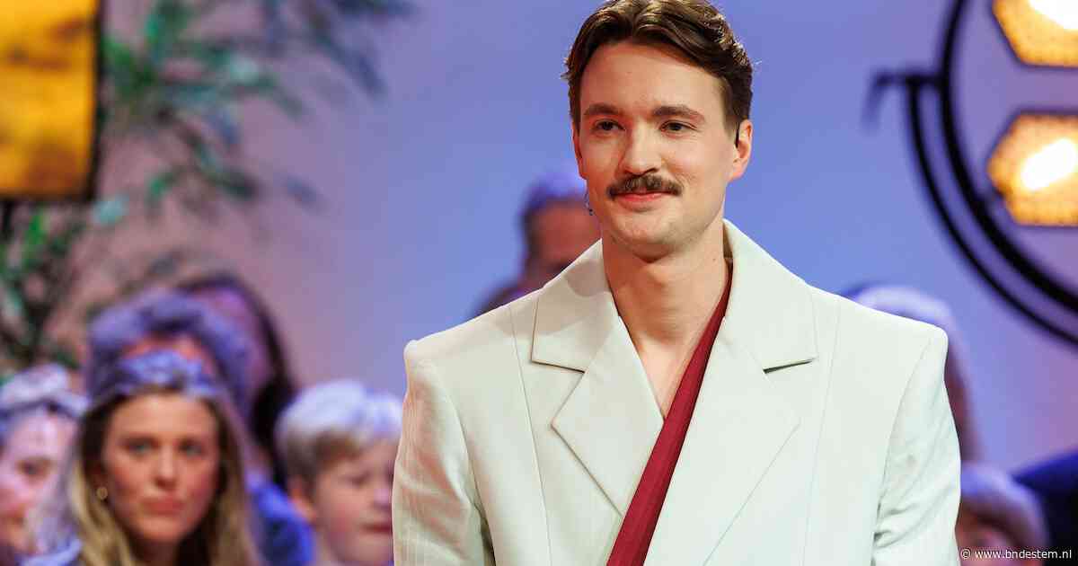 Bram Krikke heeft ondanks nominatie totaal geen zin in Televizier-Ring Gala en verzint smoes om afwezig te zijn