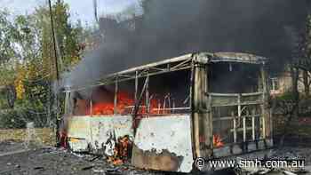 Russian bomb kills 33 civilians in east Ukraine stronghold