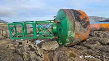 How did a 3.5 tonne buoy from Nova Scotia end up in Ireland? | Hanomansing Live