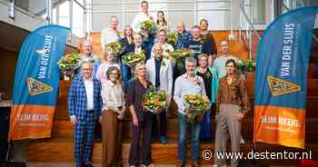 Zestien jubilarissen bij Van der Sluis: samen ruim 500 dienstjaren