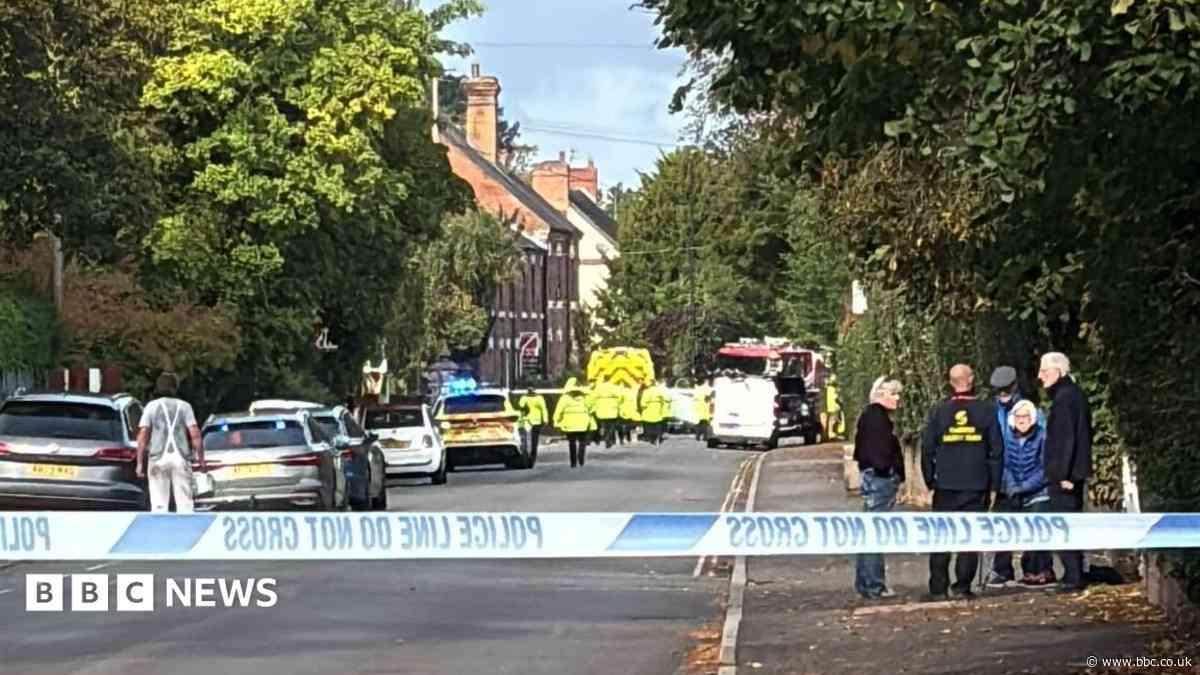 Man killed in collision involving four vehicles