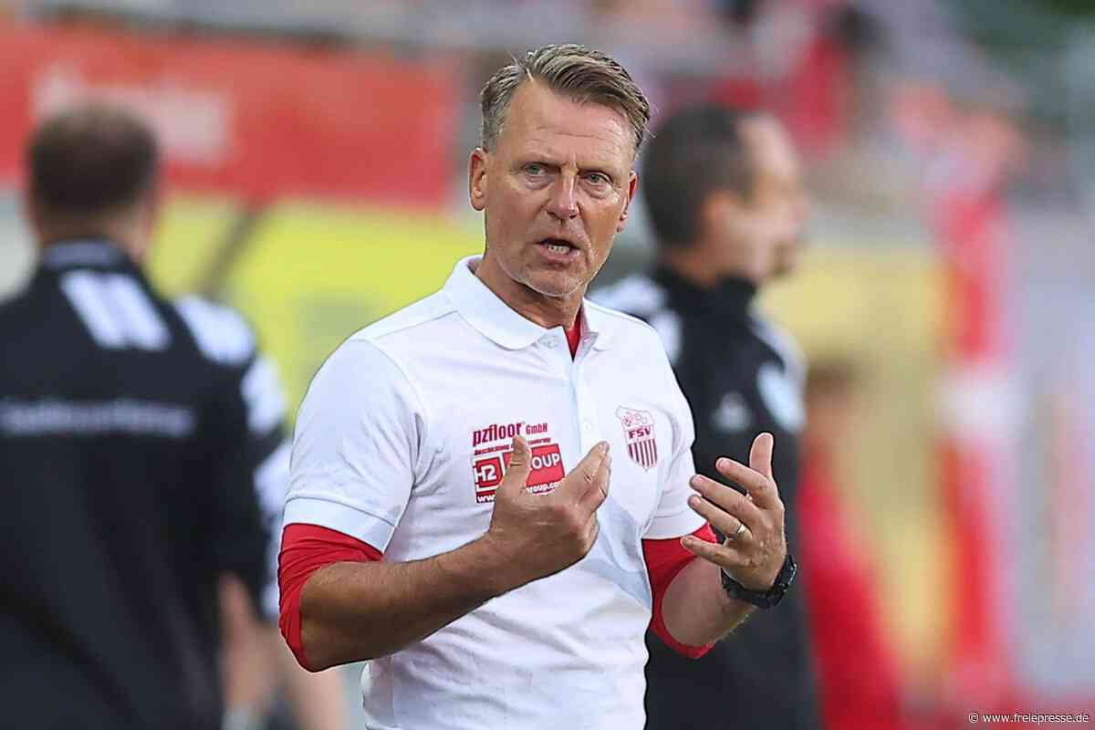 FSV Zwickau: Trainer Rico Schmitt warnt vor dem Premierenspiel gegen den Aufsteiger