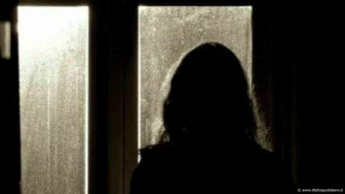 Abusi su hostess, i giudici sul caso 30 secondi: “Violenza prescinde dal tempo. Imputato agì vilmente alle spalle”