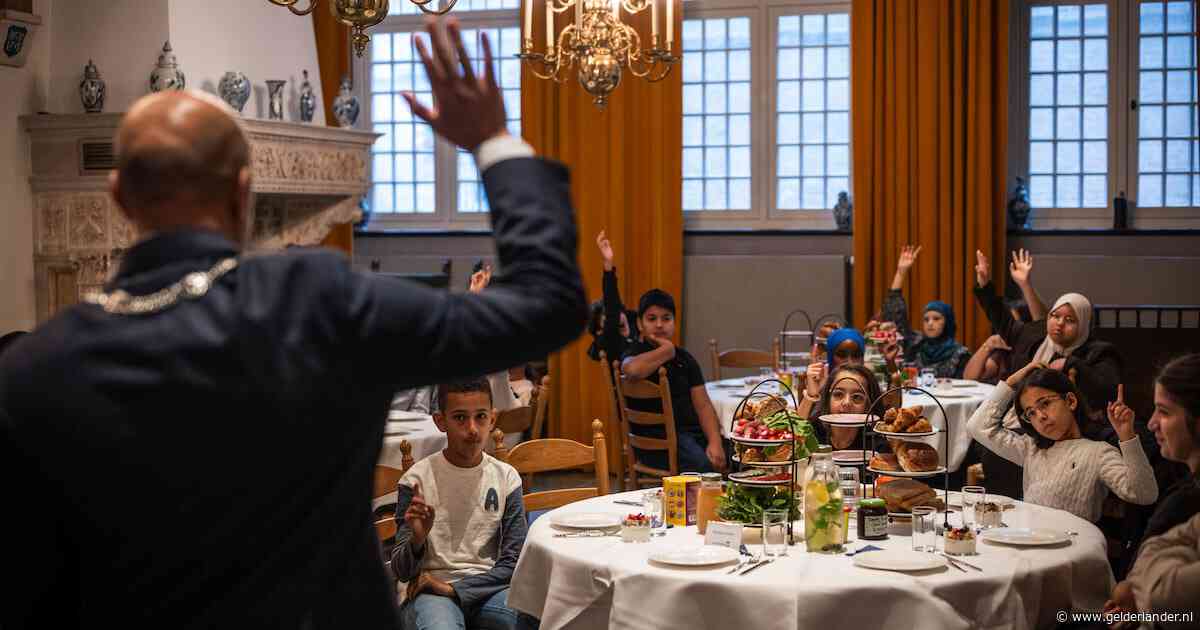 Zonder ontbijt de deur uitgaan is volgens Marcouch geen goed idee: ‘Ontbijten gaat ook over structuur’