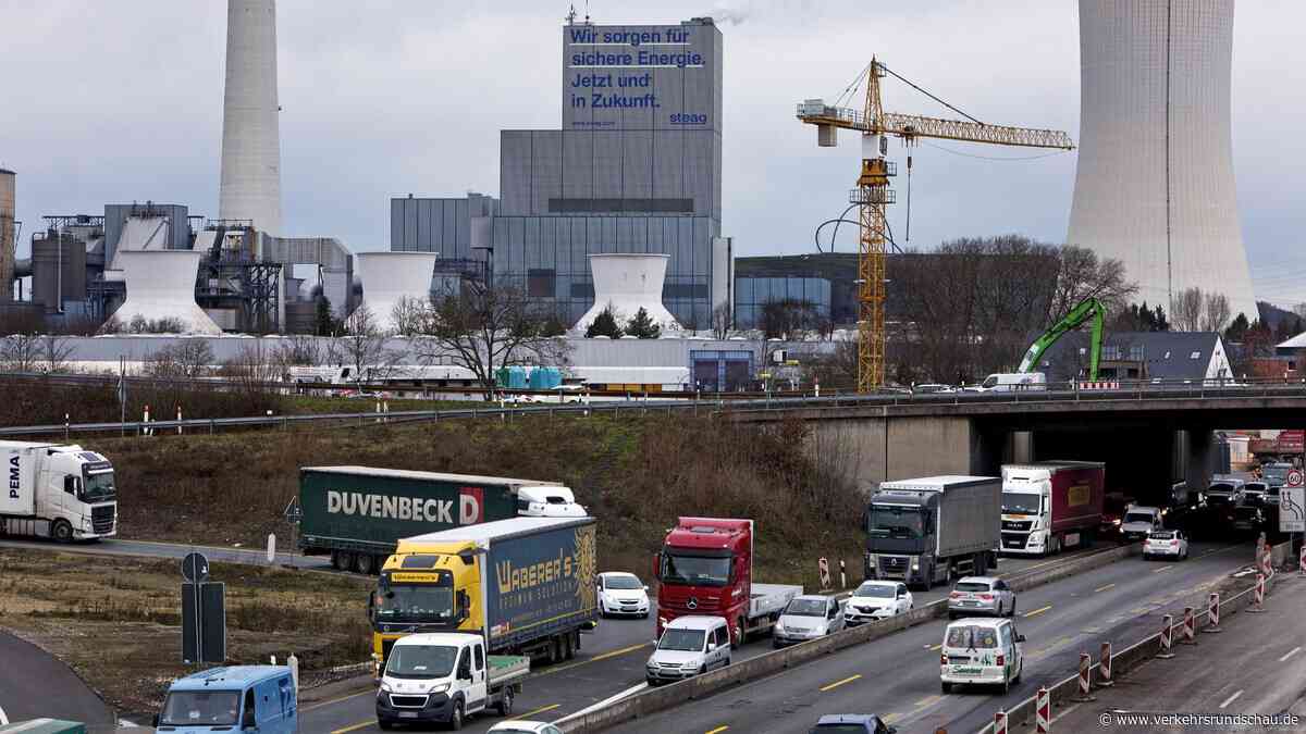 Lkw-Maut-Fahrleistungsindex: Dritter Anstieg in Folge
