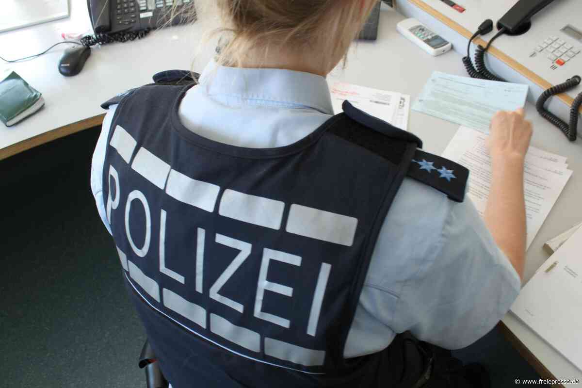 Goldringe aus Geschäft in Stollberg entwendet – Zeugen gesucht