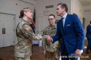 Hegseth's Fitness Flex Backfires: Viral Video Shows Pentagon Chief Struggling To Keep up With Troops