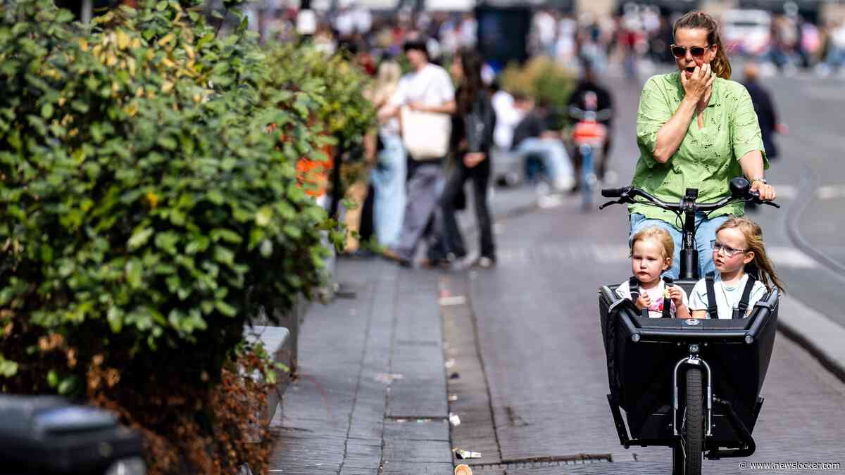 Snoeihard rapport over Amsterdam: ’Expat verdrijft gezin, stad dreigt vast te lopen’