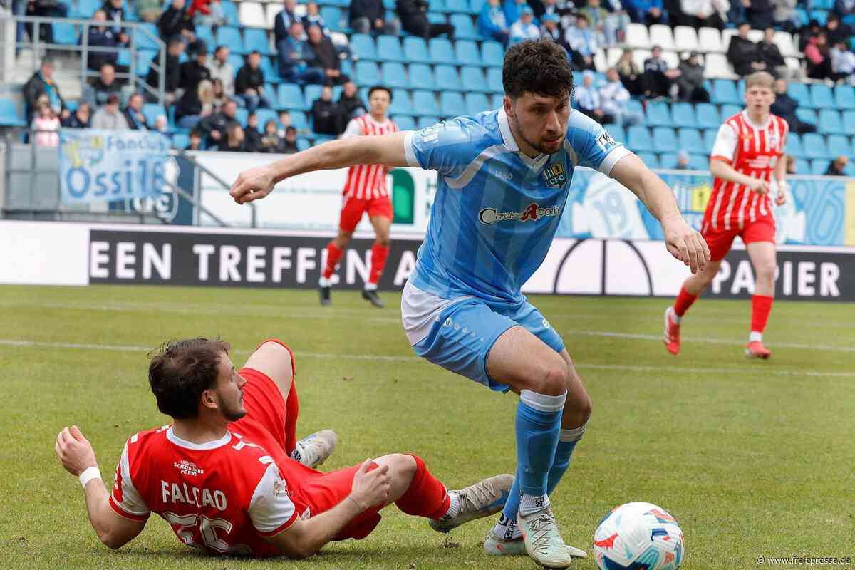 Im Spitzenspiel Chemnitzer FC gegen Rot-Weiß Erfurt trifft die beste Defensive auf die beste Offensive