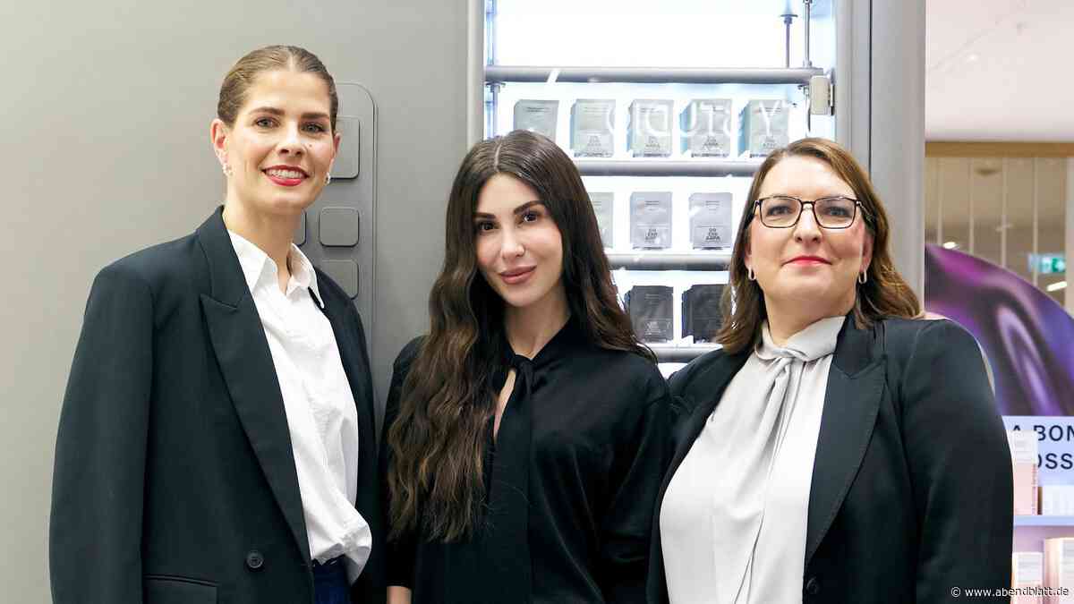 Alsterhaus: Dermatologin und Haut-Influencerin Emi Arpa präsentiert Pflegeserie