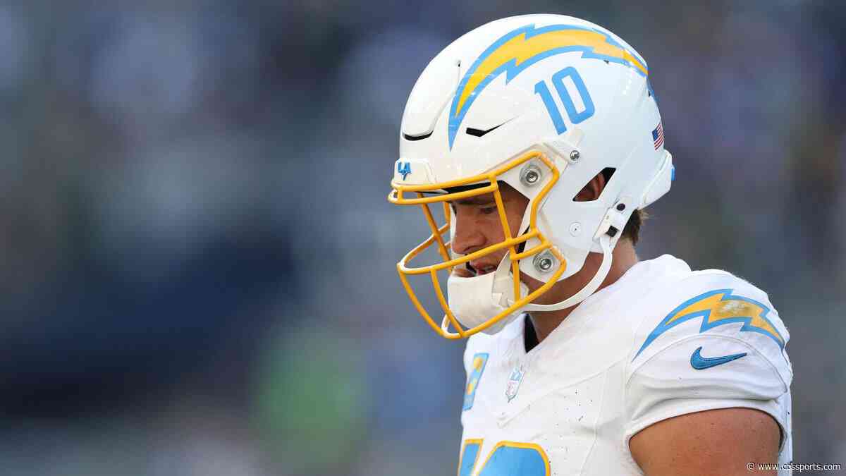 Is Justin Herbert "elite"? He is NOT even one of the 10 best quarterbacks in the NFL