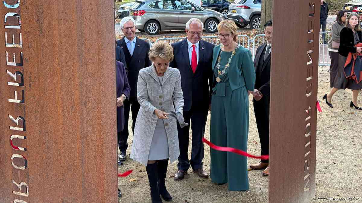 Prinses Margriet opent bezoekerscentrum bij erevelden Bergen op Zoom