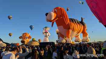 Photo Gallery: Picture-perfect skies for Special Shapes on day 6 of Balloon Fiesta