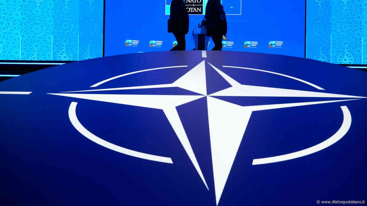 Esercitazione Nato in Italia, la Difesa: “Non saranno usate armi reali”. Ma l’Alleanza conferma: “Sarà nucleare”