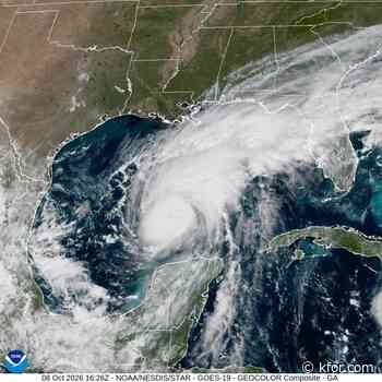 'Dangerous' Hurricane Isaias expected to get stronger before landfall
