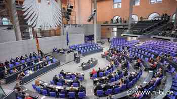 Hinweis auf Down-Syndrom: Bundestag fordert Evaluierung der Bluttests bei Schwangeren