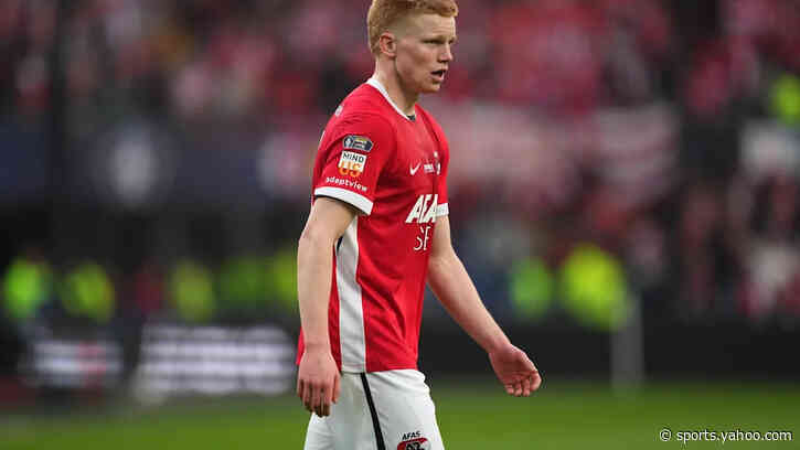 Barcelona-linked Dutch midfield prospect closing in on renewal with current club