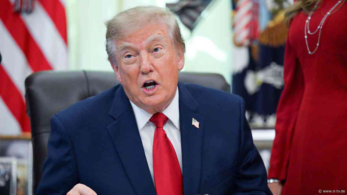 Präsident wird ungeduldig: Trump droht: Wer "Künstliche Intelligenz" sagt, ist ein Feind
