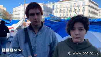 Protesters blame 'vulture funds' for Spain's housing crisis