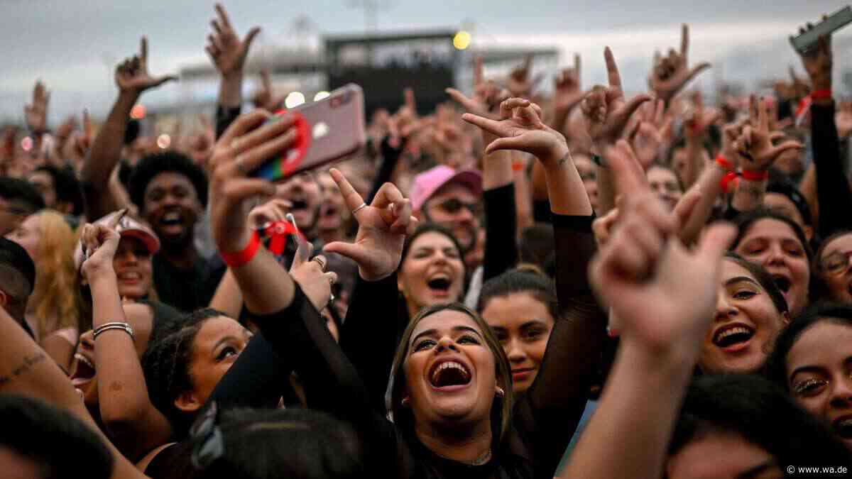 Bolsonaro bei Brasilien-Wahl vorn – Lula beugt sich dem Selfie-Druck