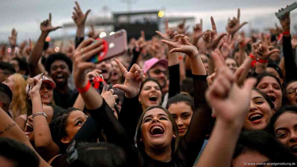 Bolsonaro bei Brasilien-Wahl vorn – Lula beugt sich dem Selfie-Druck