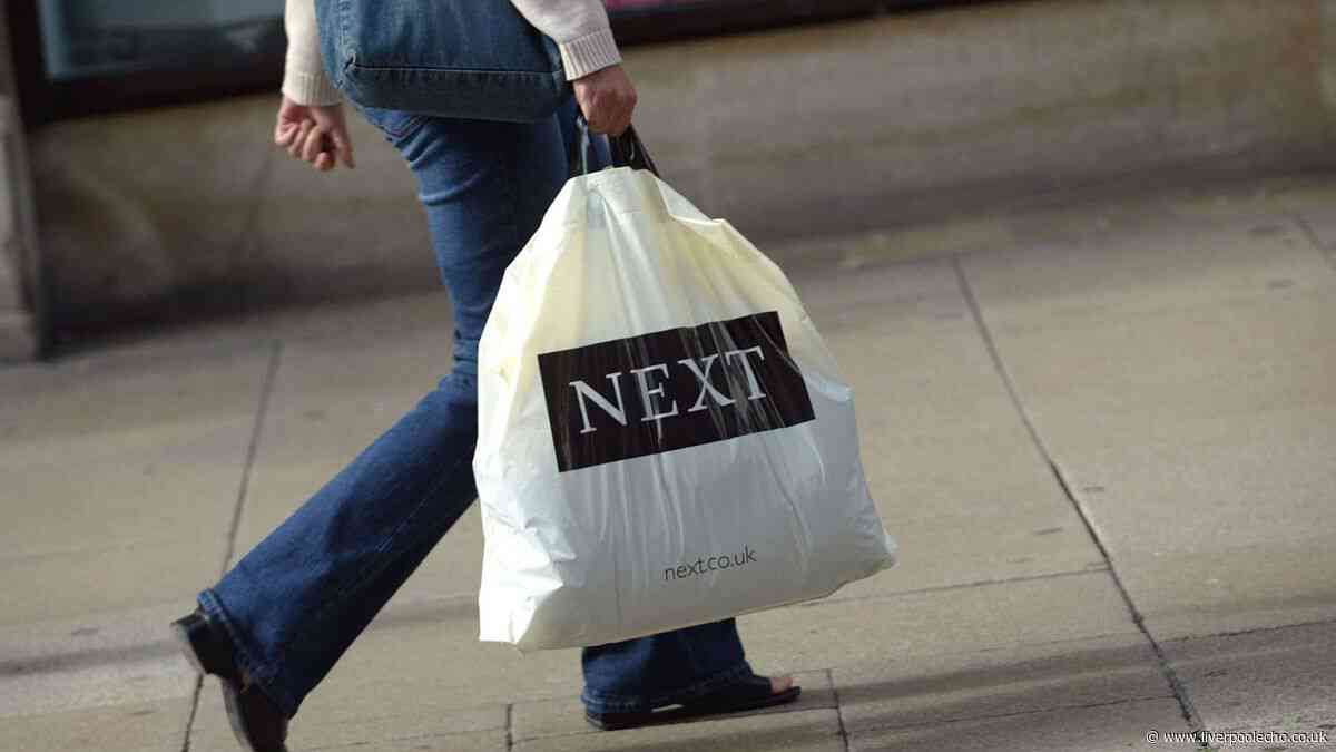 Next shoppers bag autumnal lamp set which ‘brings warmth’ to bedroom