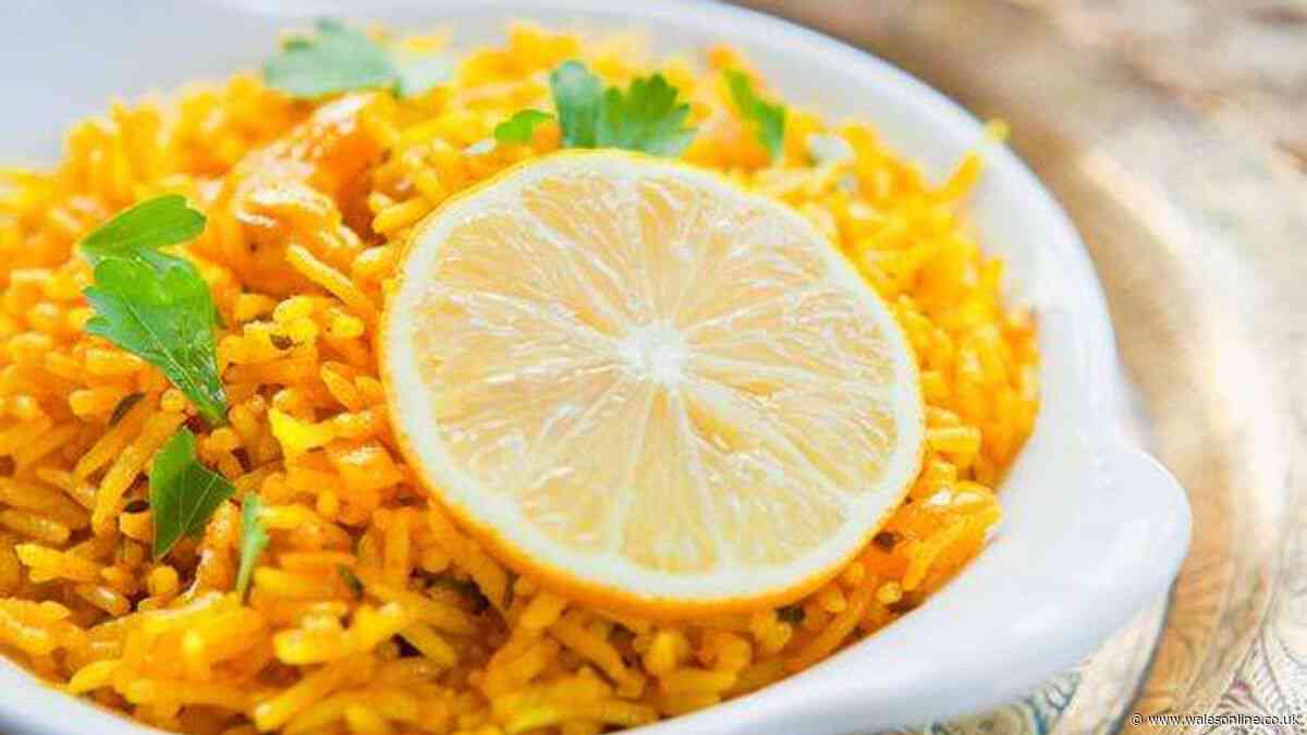 Rice is perfectly fluffy when you add 30p ingredient to water before boiling