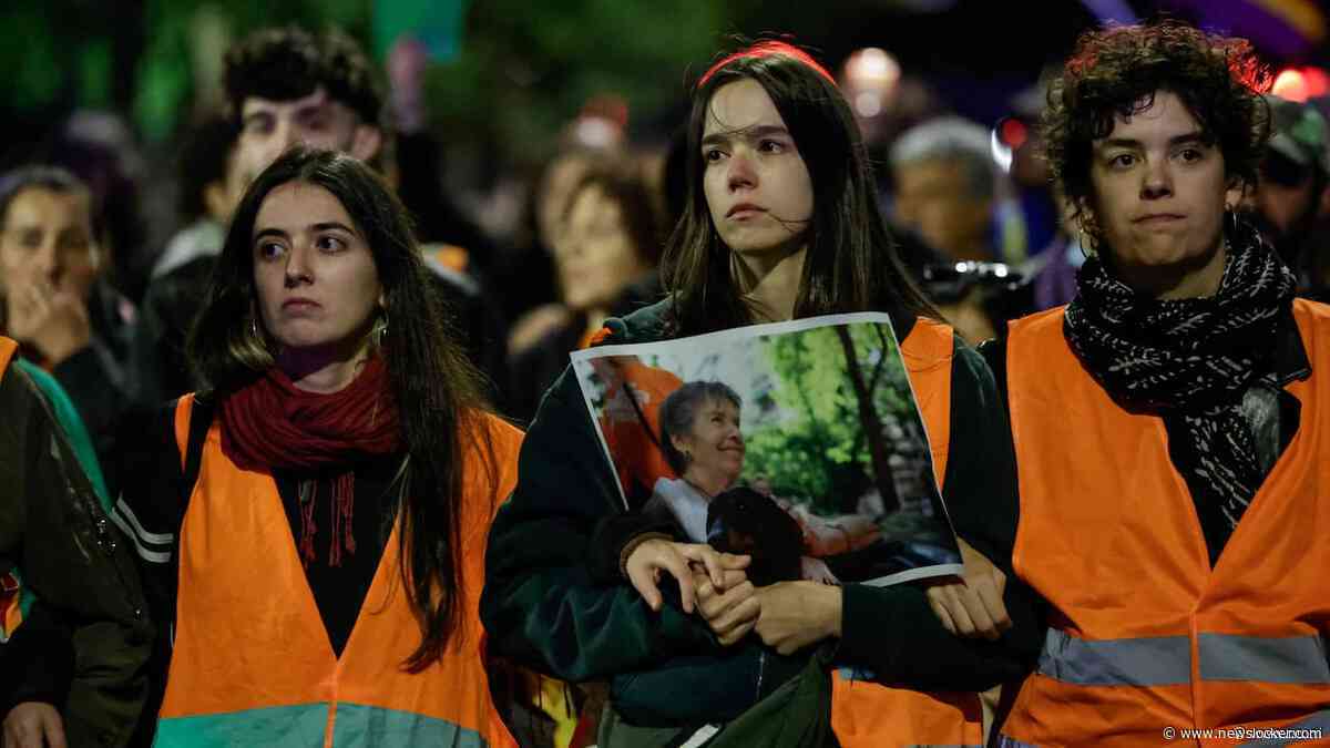 Spanjaarden massaal straat op na dood vrouw die symbool stond voor wooncrisis