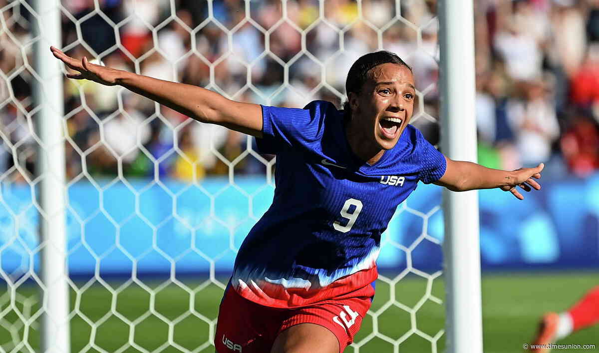 No. 1 vs. No. 2 showdown is almost here. Why Emma Hayes’ USWNT test against Spain is a must-watch