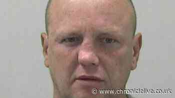 Serial Gateshead crook threatened to stab shop workers during £2,000 theft spree