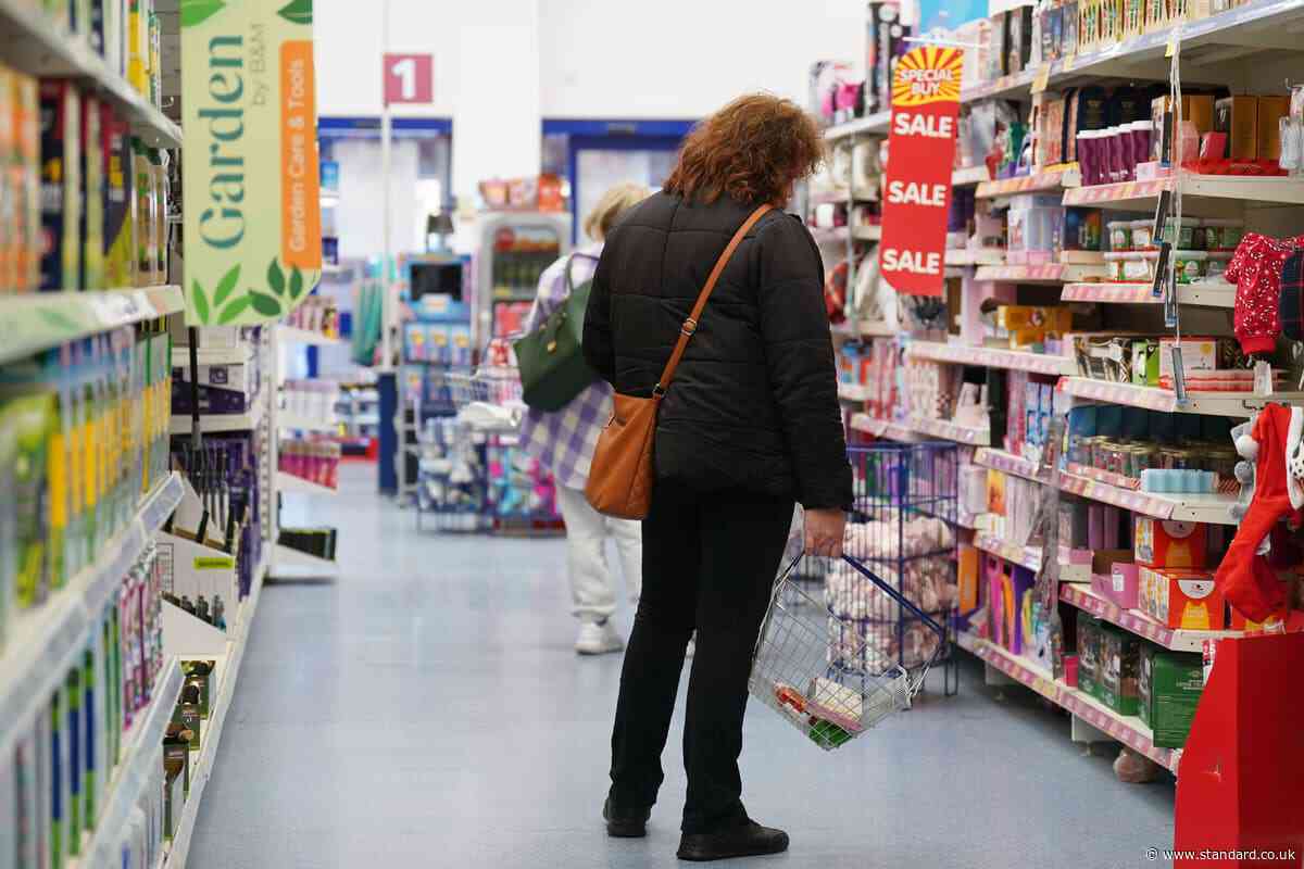 Retailers suffer sharp year-on-year decline in footfall