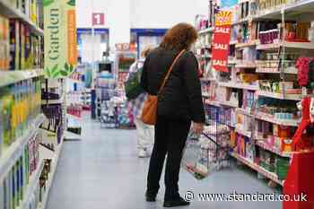 Retailers suffer sharp year-on-year decline in footfall