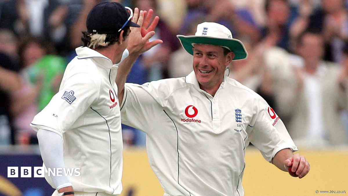 My weight rose to 20 stone after I retired - Ashley Giles