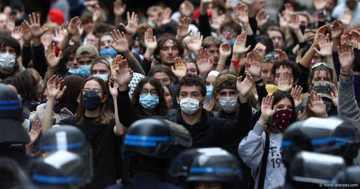 Riot police clash with students in Paris protests