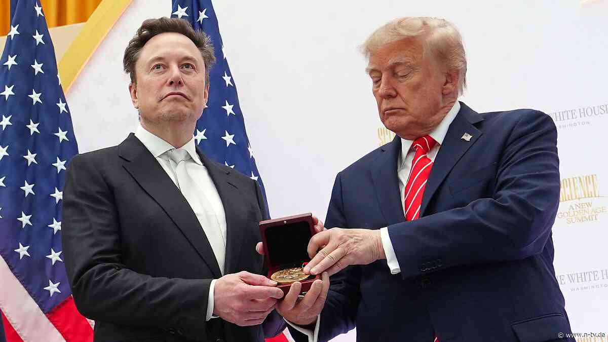 Preis für Tech-Milliardär: Trump adelt Musk als "modernen Thomas Edison"