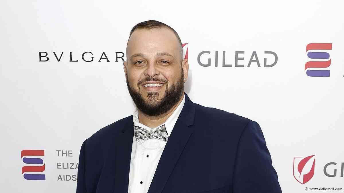 Mean Girls star Daniel Franzese shows off incredible 135lb weight-loss transformation in hunky shirtless photo