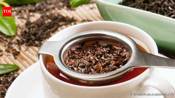 Do not throw away tea leaves: 5 smart and sustainable hacks to turn used brown leftovers into household helpers