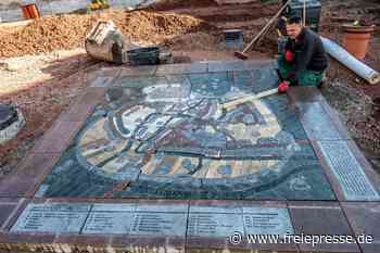 Blickfang in Mittweida: Mosaik an der Weberstraße bietet interessantes Bild der Stadt