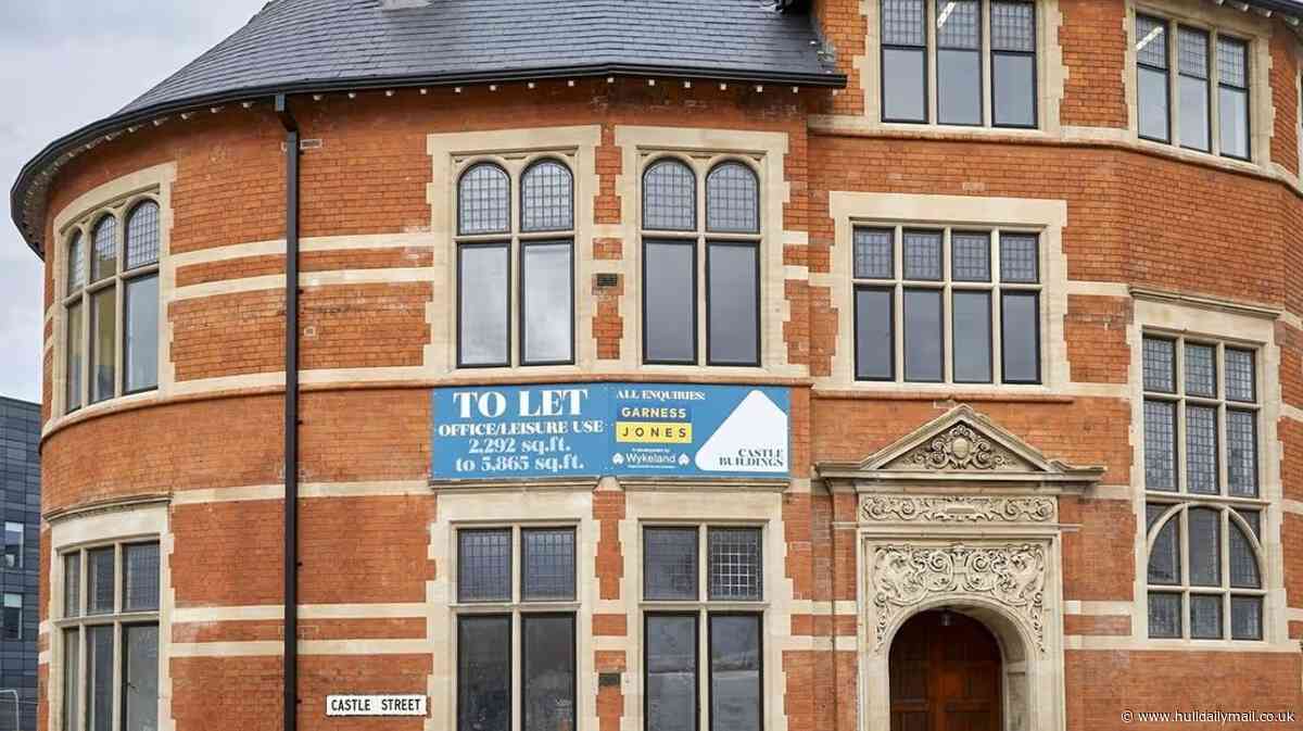 Step forward for Hull's new Marriott hotel but hope fades for legendary Earl de Grey pub