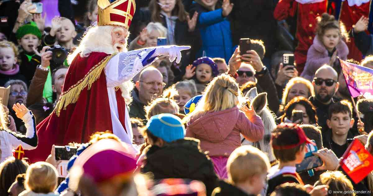 Komst van Sint naar Grave leidt tot Kamervragen: kan pakjesboot wel aanmeren? Minister én expert stellen kinderen gerust