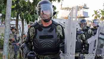 At least 10 dead and 16 injured after inmates clash during Mexico prison visiting hours