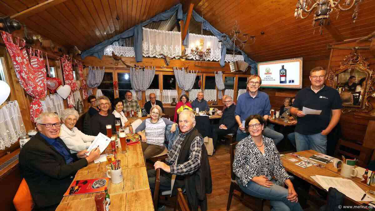 Erstes Demokratie-Pubquiz im Würmtal: Team „Die Demokraten" gewinnt