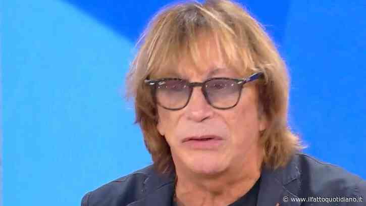 “Da piccolo li ho odiati, ma oggi voglio chiedere scusa ai miei genitori. Farei qualsiasi cosa pur di stare un giorno in più insieme a loro”: la confessione di Enzo Paolo Turchi a “La volta buona”