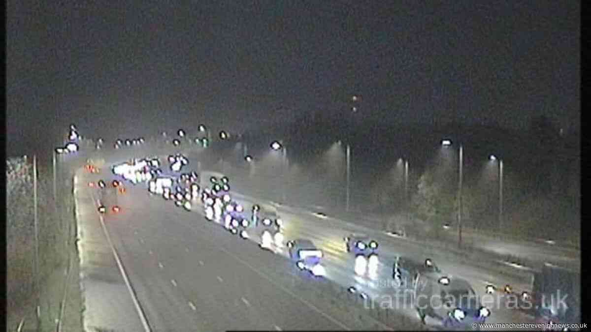 M62 shut as crash leaves multiple injured with long traffic delays